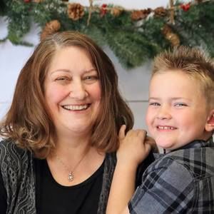 Meet your Posher, Carolyn